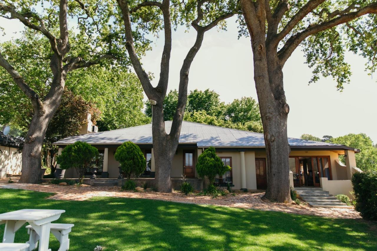 Вилла Le Pommier Wine Estate Стелленбос Экстерьер фото